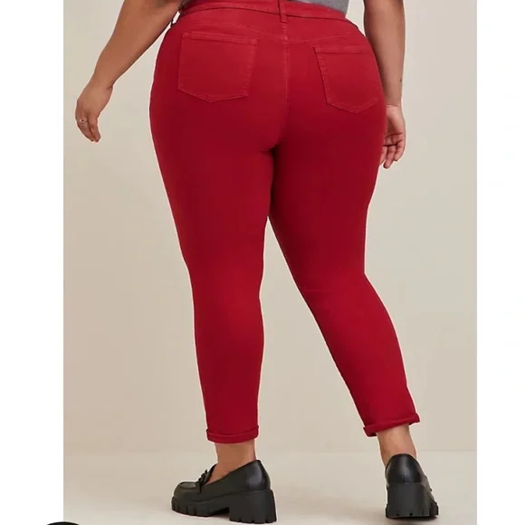 Torrid BOYFRIEND STRAIGHT VINTAGE STRETCH MID-RISE JEAN - Picture 3 of 6